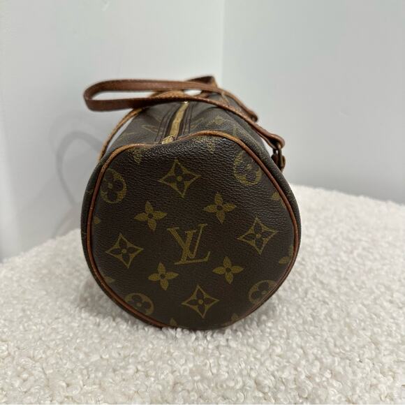 Louis Vuitton Monogram Papillon 26 Hand Bag Authentic - Picture 8 of 15